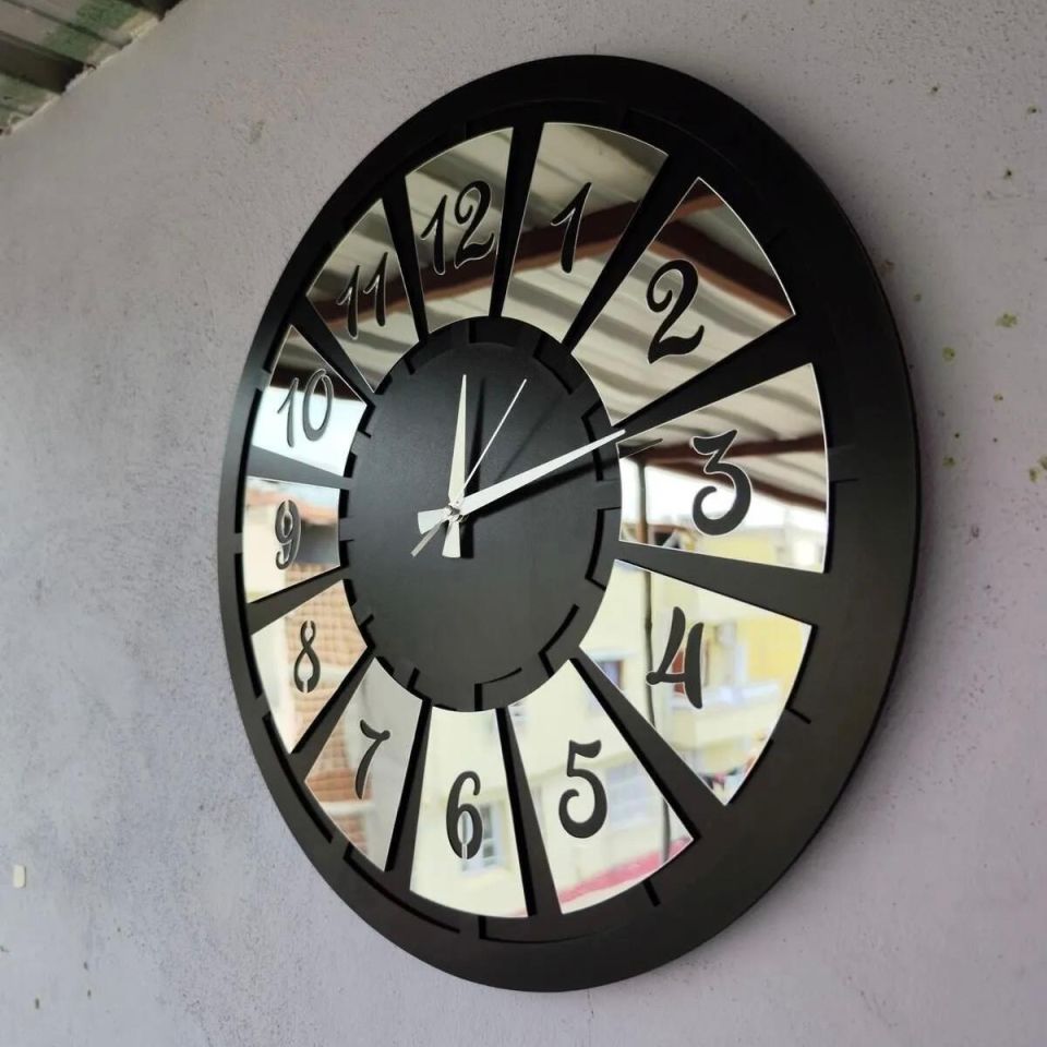 Yunilla Duvar Saati 50x50