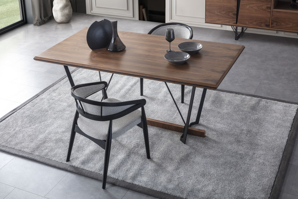 Lavinya Modern Siyah Sabit Masa