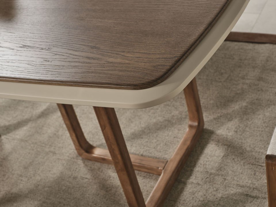 Parla İskandiv Sabit Masa