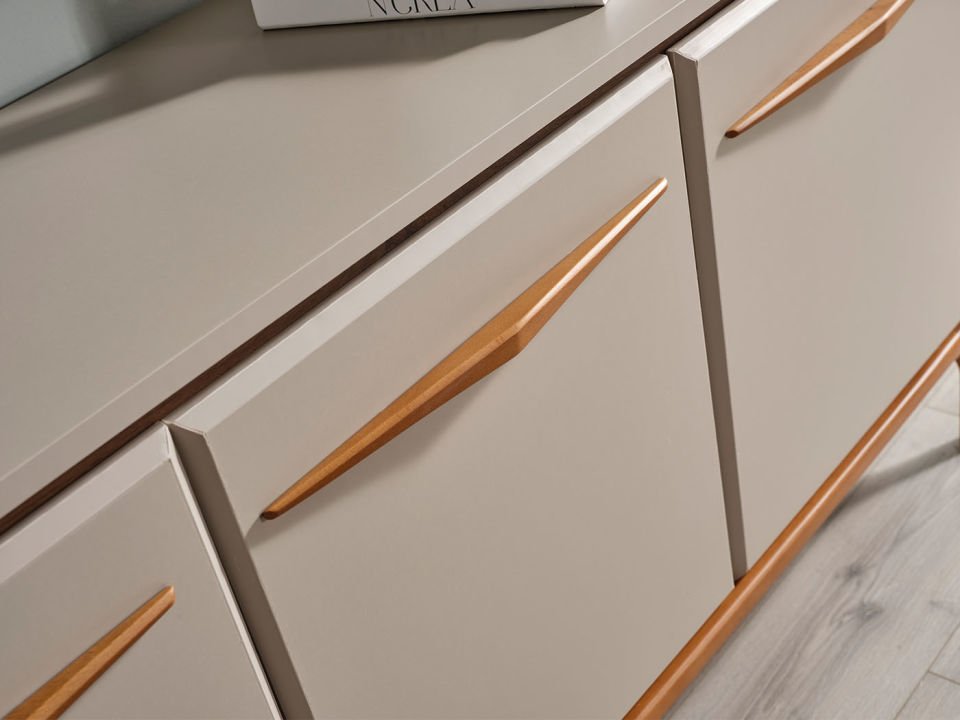 Kumsal Modern Konsol