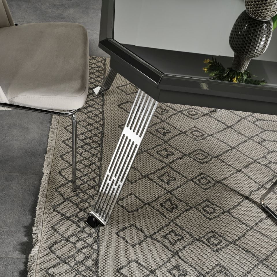 Madrid luxury Sabit Masa