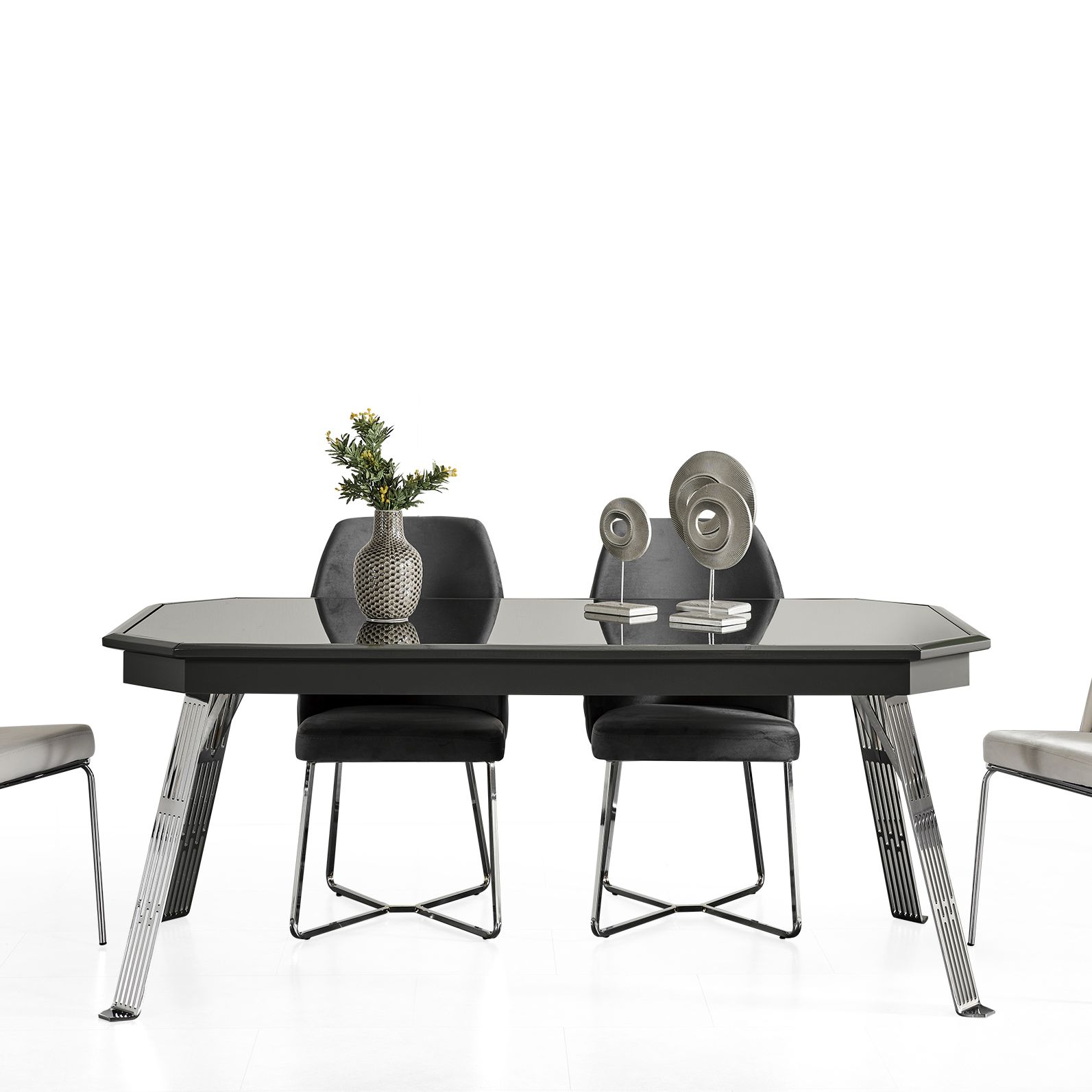 Madrid luxury Sabit Masa