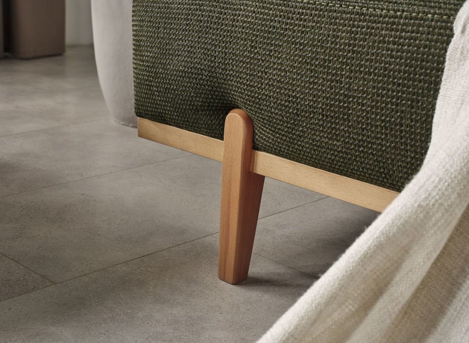 Zara İskandivan Dinlenmeli Üçlü Koltuk