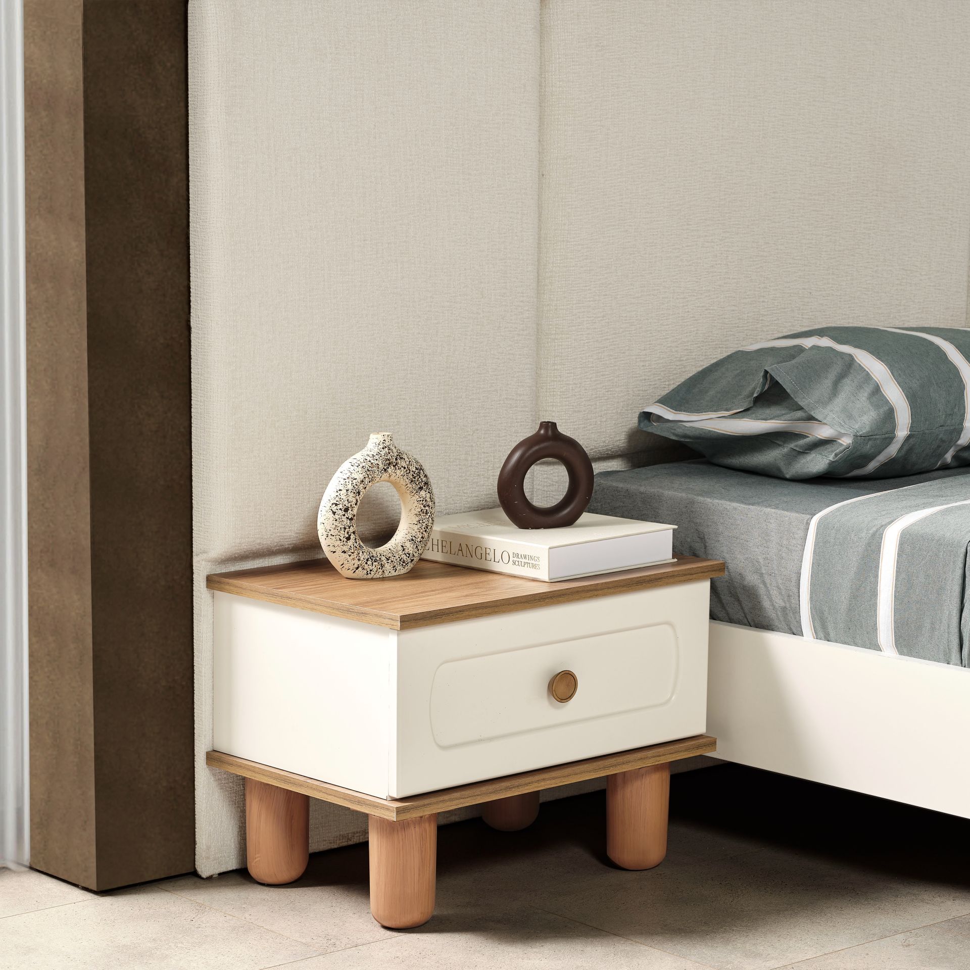 Sude Bohem Komodin Takım