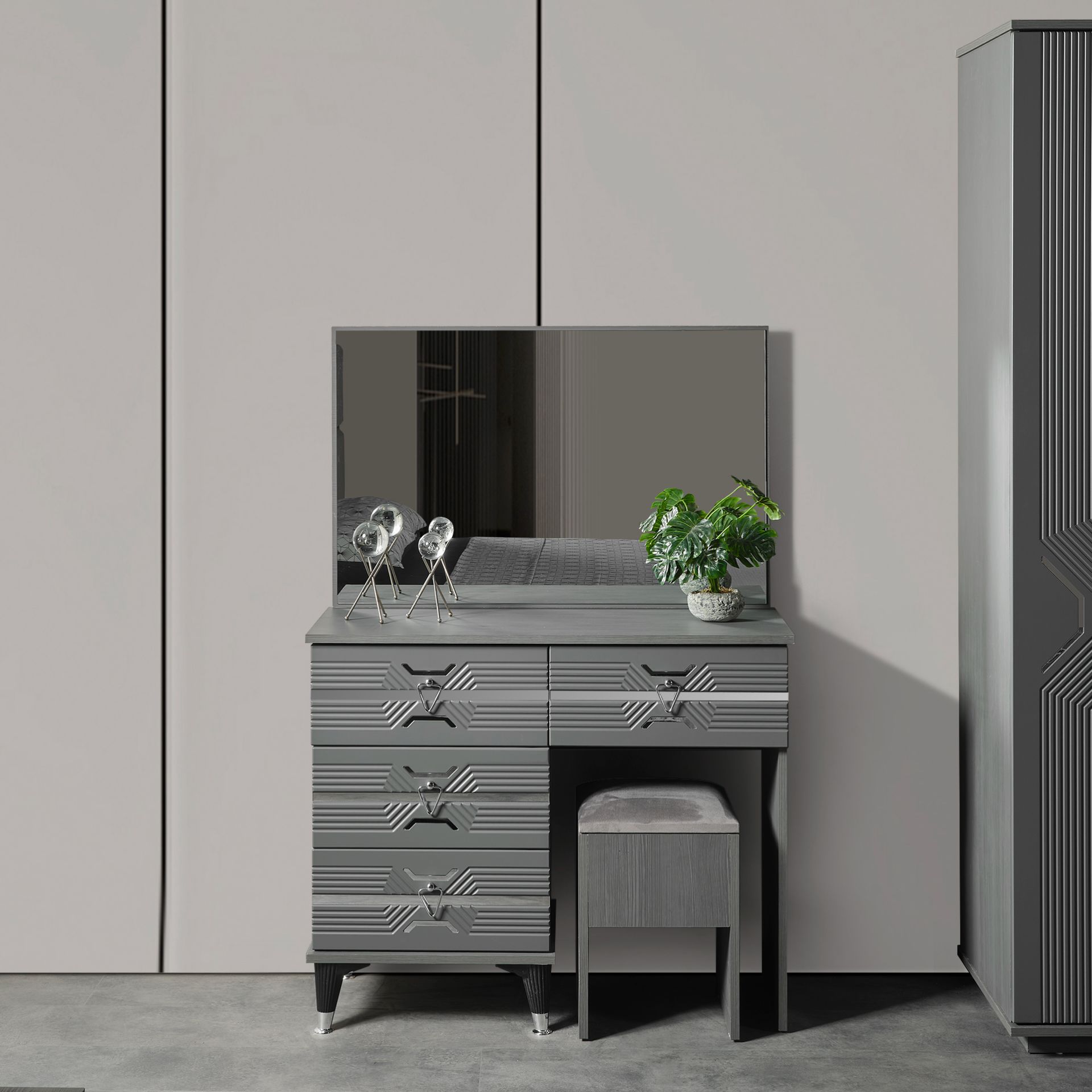 Zümrüt Luxury Şifonyer